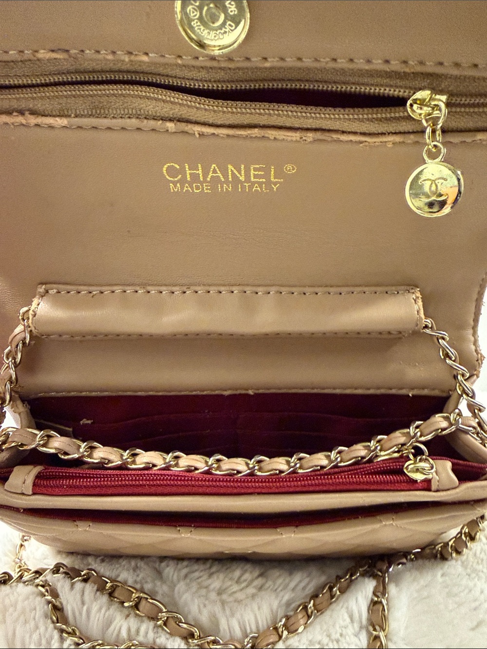 CHANEL Quilted Crossbody Bag in Taupe with Gold Chain - Picture 3 of 4